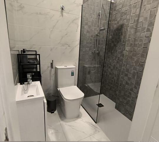 Doble con patio privado - baño